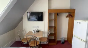 ST NICHOLAS HOTEL - Image 5