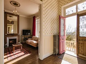 Stylish Mansion in Savignac - Image 4