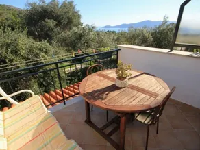Villa Ro - Ela - Double or Twin Room with Balcony and Sea View - S4 - Image 3