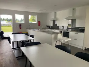 Parklands Motel & Apartments Te Anau - Image 5