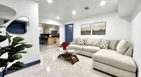 Renovated Grand Villa Paradise Amazing pool, BBQ & Ping Pong - Image 4