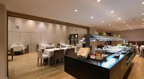 Hotel Guitart Grand Passage - Image 3