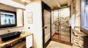 Romantic home stone with amazing view lake of Como and Oleandra - Image 2