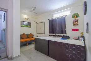 Collection O Bricks Inn Hazra Road Near Birla Mandir - Image 2