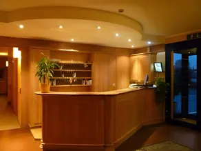 Hotel Ascot - Image 5