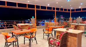 Nile Hotel - Image 3