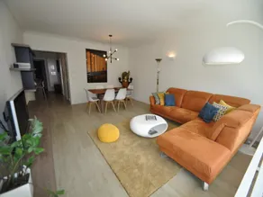 Modern 5th Floor Apartment - Image 2