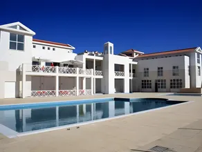 Shark's Lodge - Image 3