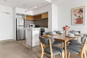 Bright Yarra Side 2BR Modern Comfort & City Vibes - Image 4