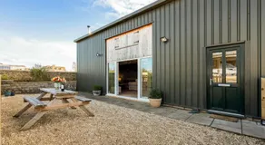 Roe Barn - Image 4
