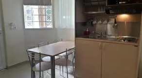 Alex House - Image 4