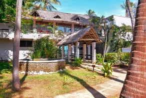 Milele Beach Hotel - Image 4