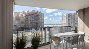 Spacious Sea View Apartment with Pool - Image 5