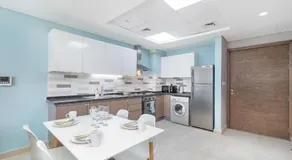 Trinity Holiday Homes - Spacious Modern Living 1BR & 2BR Unique Apartment - Image 2