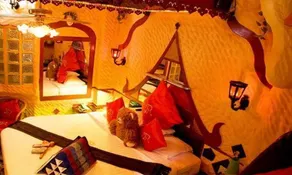 Penthouse Hotel - Image 2
