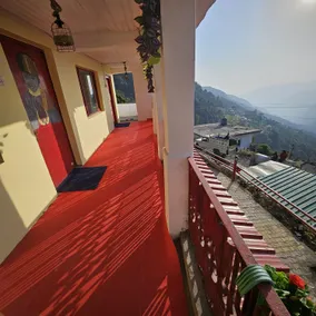 Jugnoo Cafe and Stay - Image 2