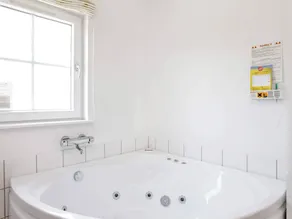 8 person holiday home in Brenderup Fyn-By Traum - Image 5