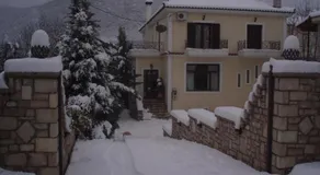 Aroanios Hotel - Image 5