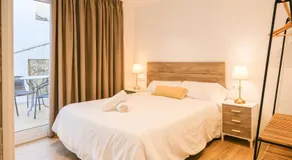 Ganganell Àtic. Apartamento con terraza en Besalú - Image 2
