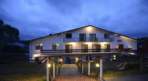 Alpine Resort Motel - Image 3