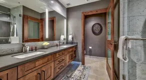 Luxury Two Bedroom Residence Steps From Heavenly Village Condo - Image 2