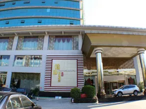 Yishan Business Hotel - Image 2