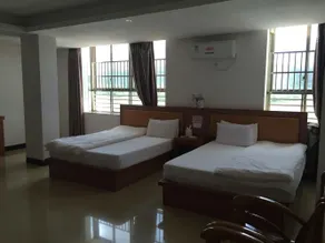 Huamei Business Apartments - Image 4