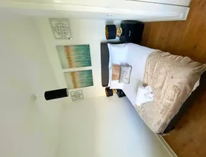 Cosy Corby Getaway - Image 2