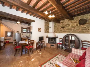 Farmhouse with air conditioning, private terrace and pool - Image 5