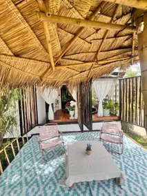 Penguin Villa Resort & Bistro - Image 2