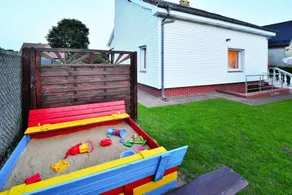 Comfortable lakeside house, private garden - Image 5