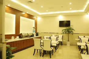 GreenTree Inn Jiangsu Nantong Qidong Bus Station Express Hotel - Image 3