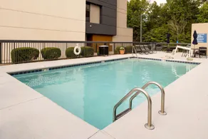 Hampton Inn Columbia - Image 3