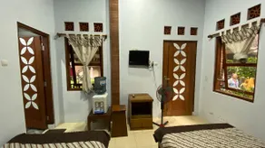 Homestay Candi Pawon Murtakim Syariah - Image 5