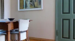 Villa vid trumpet | Lägenhet \"Stuga\" | Höger vid sjön - Image 4