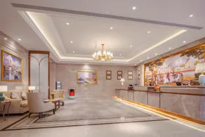 Vienna Hotel and Nanchang South Railway Station - Image 2