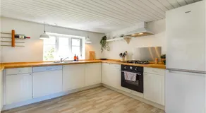 Gorgeous Home In Askø With Kitchen - Image 3