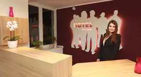 Hotel-Restaurant Entrada - Image 2