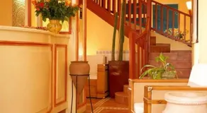 Little Palace - Image 2