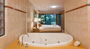 Sea Vista - Beachside Resort-style Bliss - Image 3