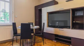 Castel view apartment - Image 5