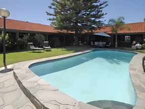 Pavlos Motel - Image 3