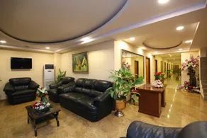 Hotel Crystal Orchid - Image 3