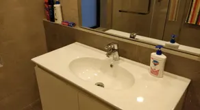 Comfy Inn Guest House - Image 4