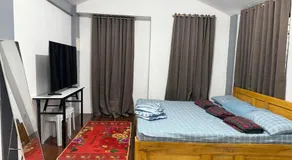 2-story gated house good for families and groups - Image 2