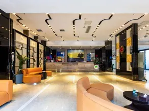 LAVANDE HOTEL - Image 2