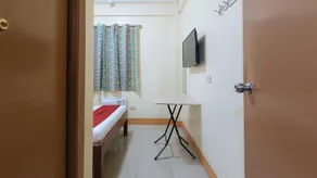 RedDoorz @ Golden Park Inn La Union - Image 2