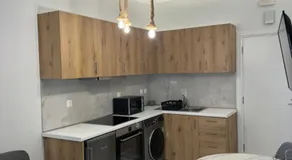 Cozy City Apartment - Image 4
