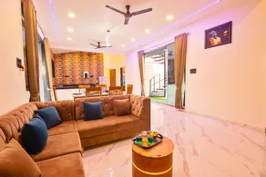 Hillside villa 53 - Image 2