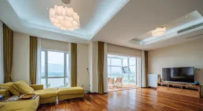Huazhu Luxury Lakeside B&B - Image 4